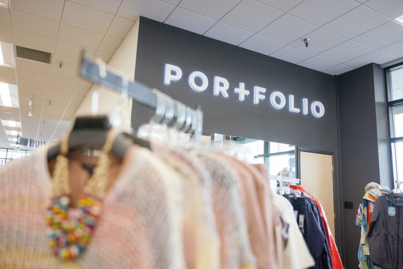 Contact Anchorage's Women's Clothing Boutique